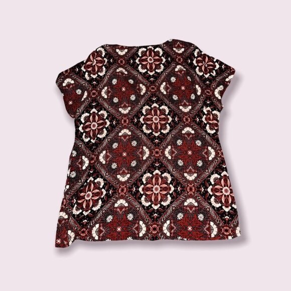 Maurices Floral Geometric Blouse Maroon Red Button Front NWT Womens Size Medium - Picture 2 of 4